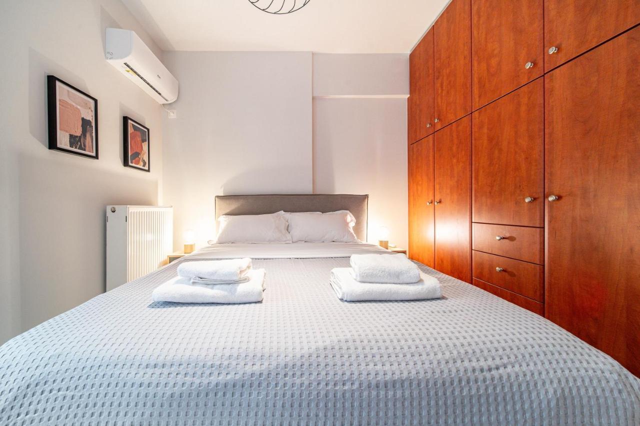 Per56 By Smart Cozy Suites - Right Next To The Metro - Parking - Available 24Hr アテネ エクステリア 写真