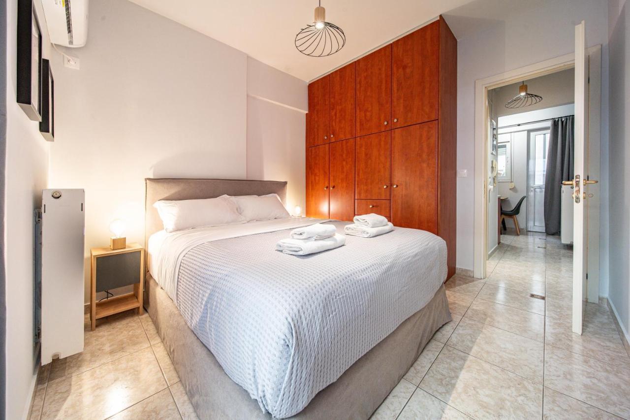 Per56 By Smart Cozy Suites - Right Next To The Metro - Parking - Available 24Hr アテネ エクステリア 写真